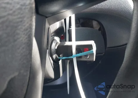 2011 Mazda Mazda3 I Touring z USA, uszkodzony, nr VIN JM1BL1VG4B1421700